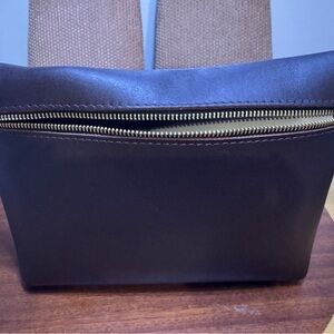 Portland leather goods XL makeup bag in cognac